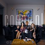 20-11-2004 Heleen van Royen and Ton van Royen and children at home in Almere, The Netherlands. By order of Pulse Magazine.

[keywords]Posed, Eyecontact, Livingroom, Sofa, Writer, TV Presentator[/keywords]